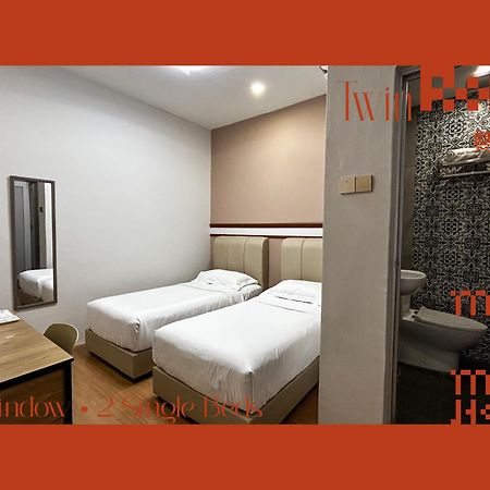 Mana Mana Hotel • Melaka • Ngoại thất bức ảnh