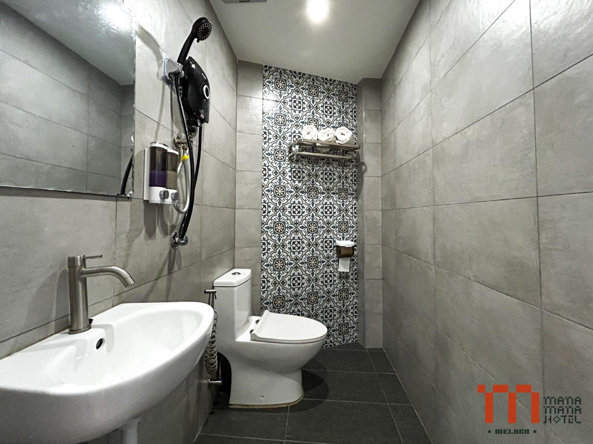 Mana Mana Hotel • Melaka • Ngoại thất bức ảnh